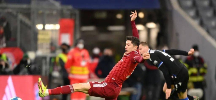 星空app-包含国际比赛日拜仁慕尼黑调整名单以备欧篮联；状态回暖环节打磨；目标明确；控场能力受关注的词条-星空app